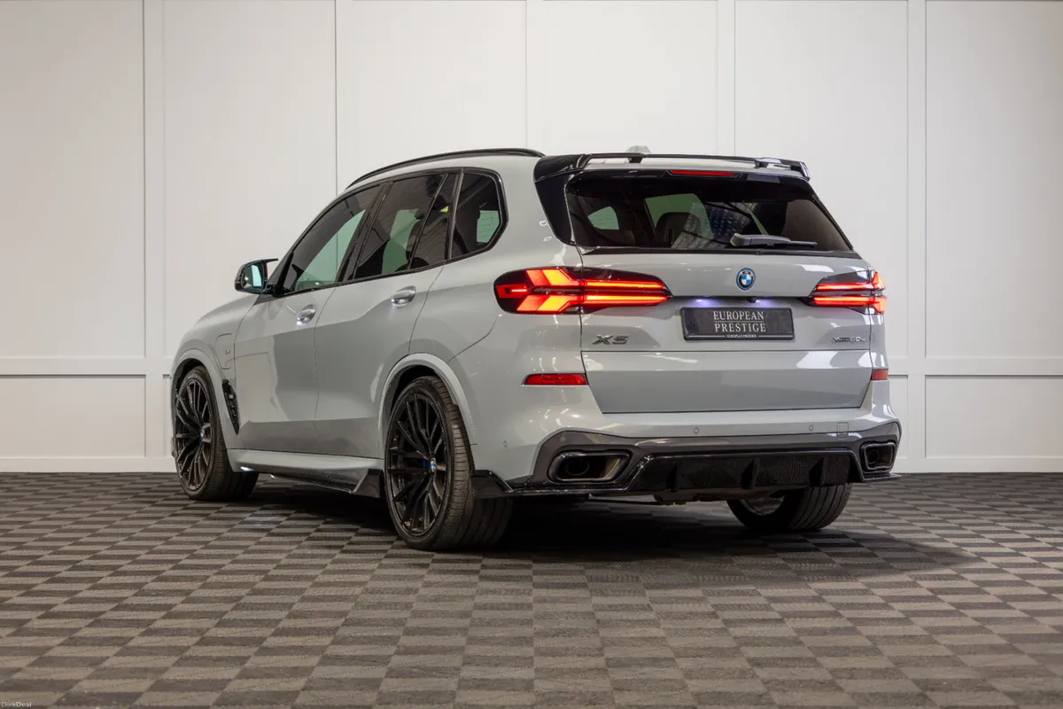 232 BMW X5 X-Drive 50e M-Sport - Image 4