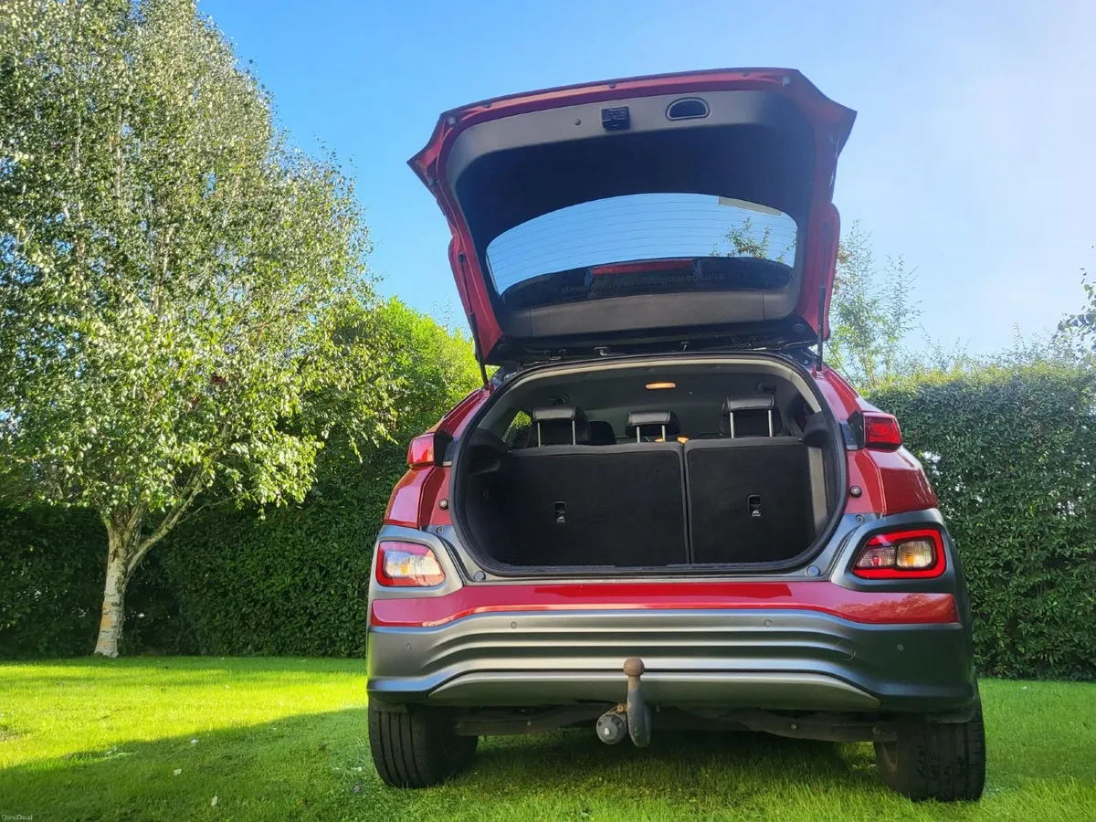Hyundai KONA 2020 EV Premium 2 Tone - Image 3