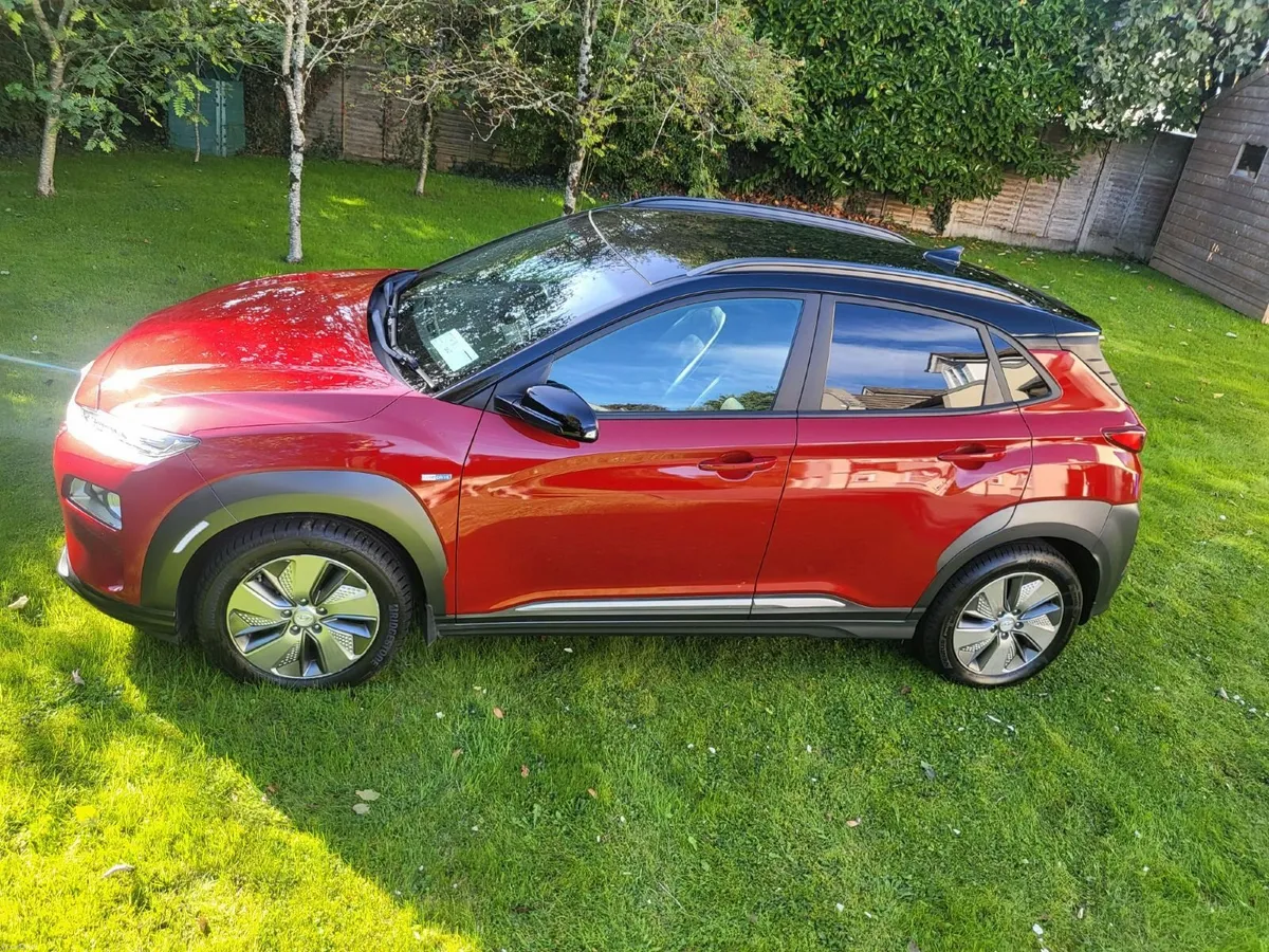 Hyundai KONA 2020 EV Premium 2 Tone - Image 4