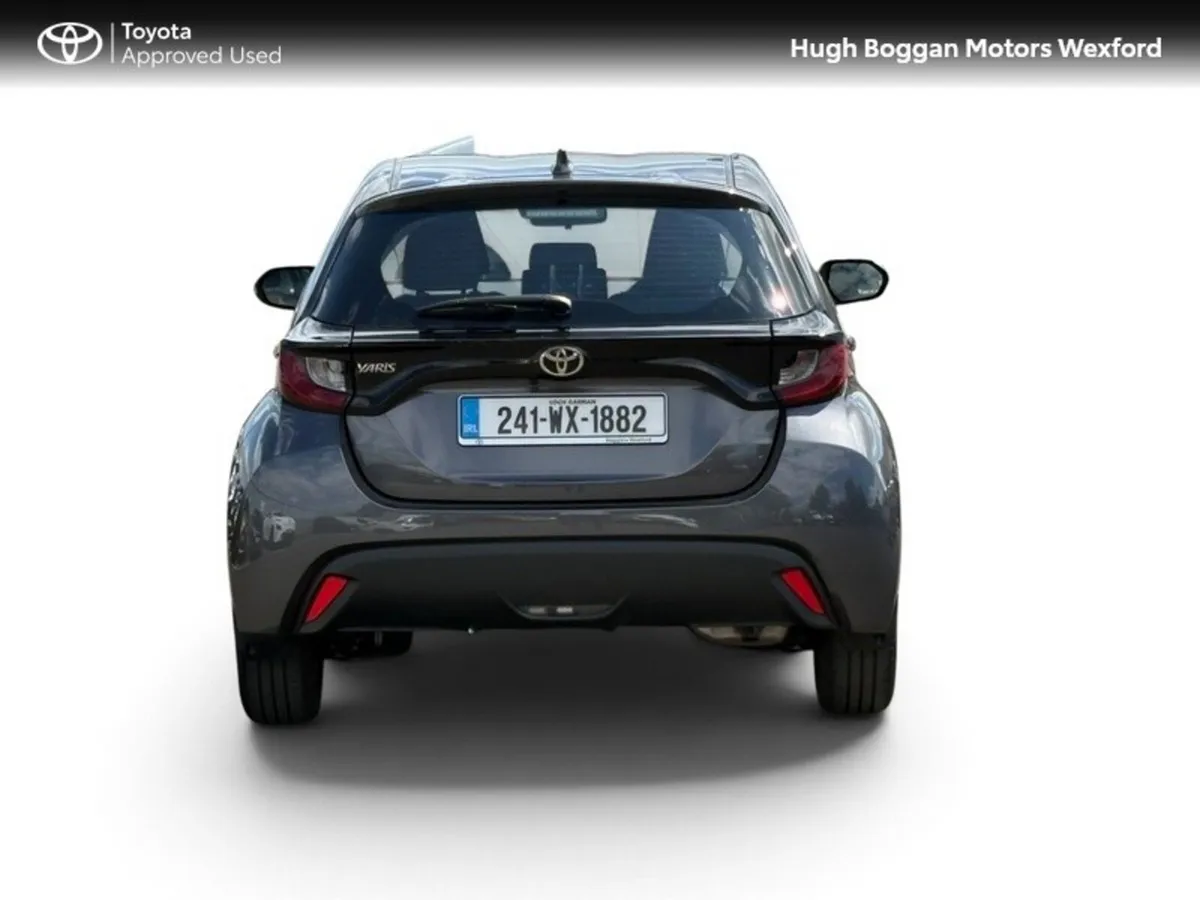 Toyota Yaris 1.5 LUNA LOW MILEAGE!! - Image 4