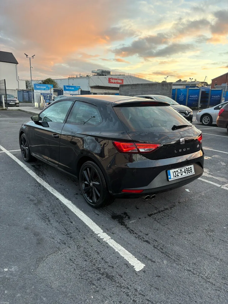 Seat Leon FR 2.0TDI 150hp 212km - Image 4