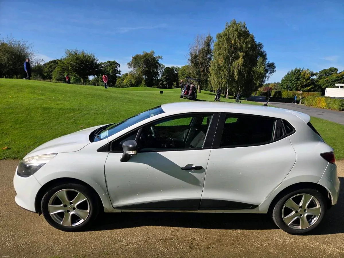 2014 RENAULT CLIO - Image 4