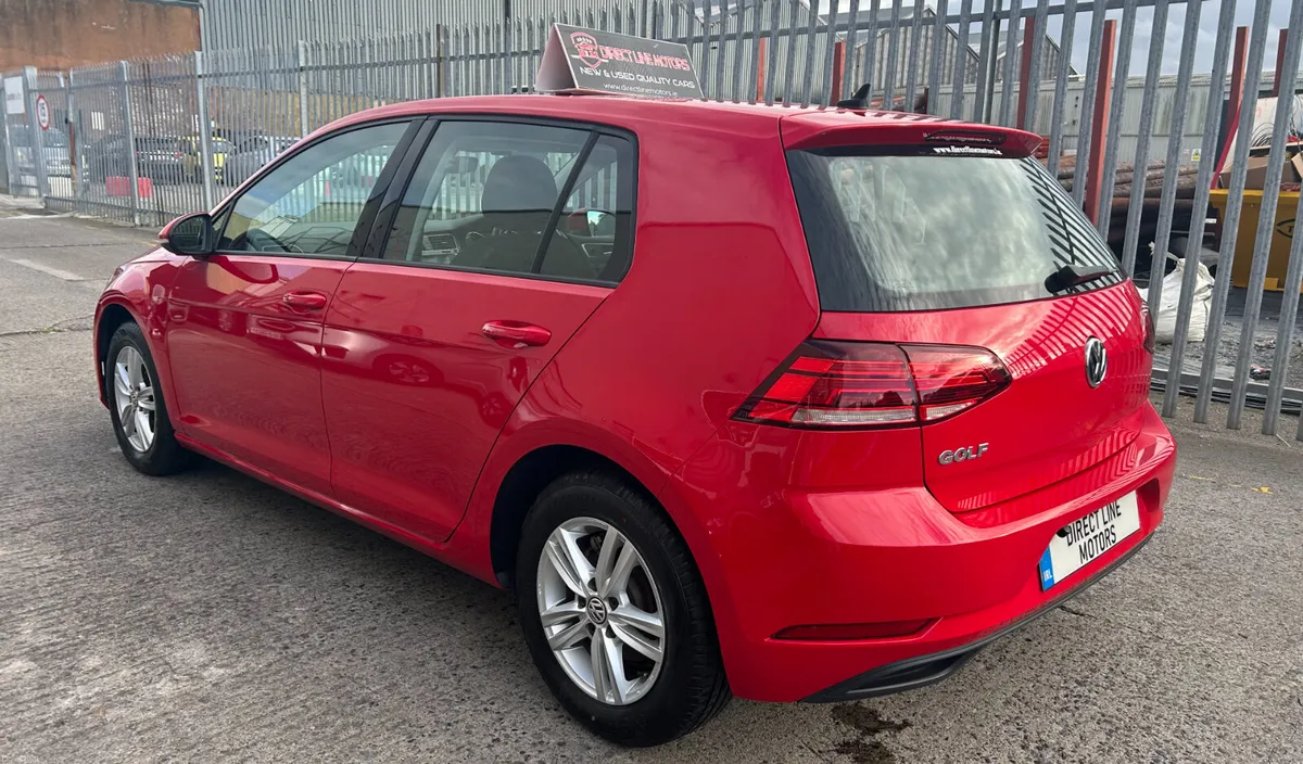 2018 Volkswagen Golf 1.2 Automatic - Image 6