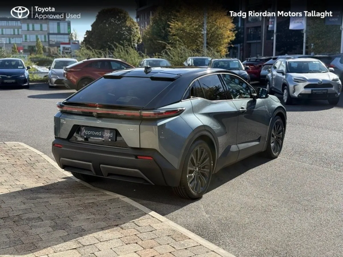 Toyota C-HR BEV PREMIER ** ONE MILLION KM / 10 YEA - Image 2