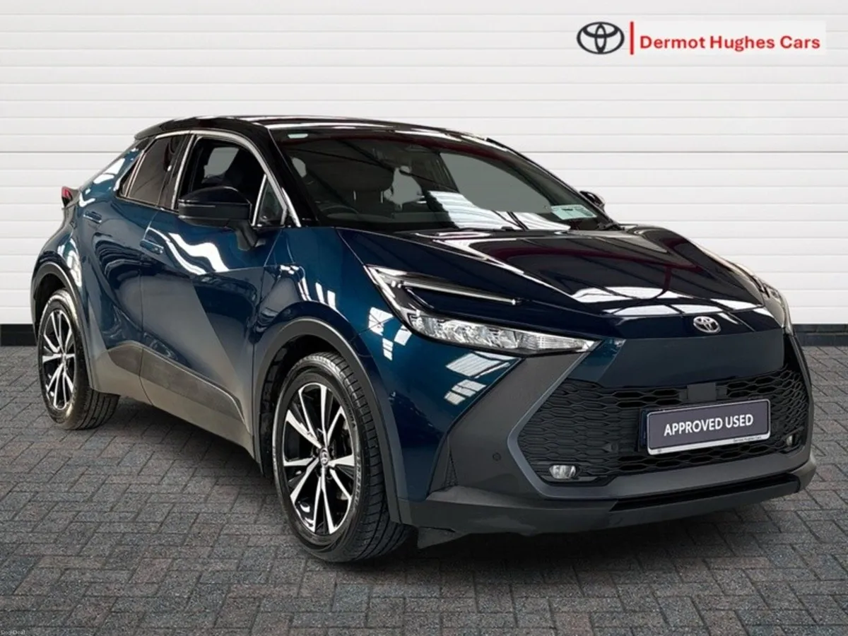 Toyota C-HR SPORT+ HYBRID AUTO - Image 1