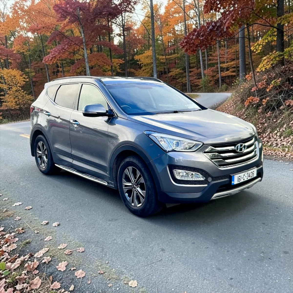 2016 Hyundai Santa Fe 2.2 CRDi 4WD Exec Leather - Image 2