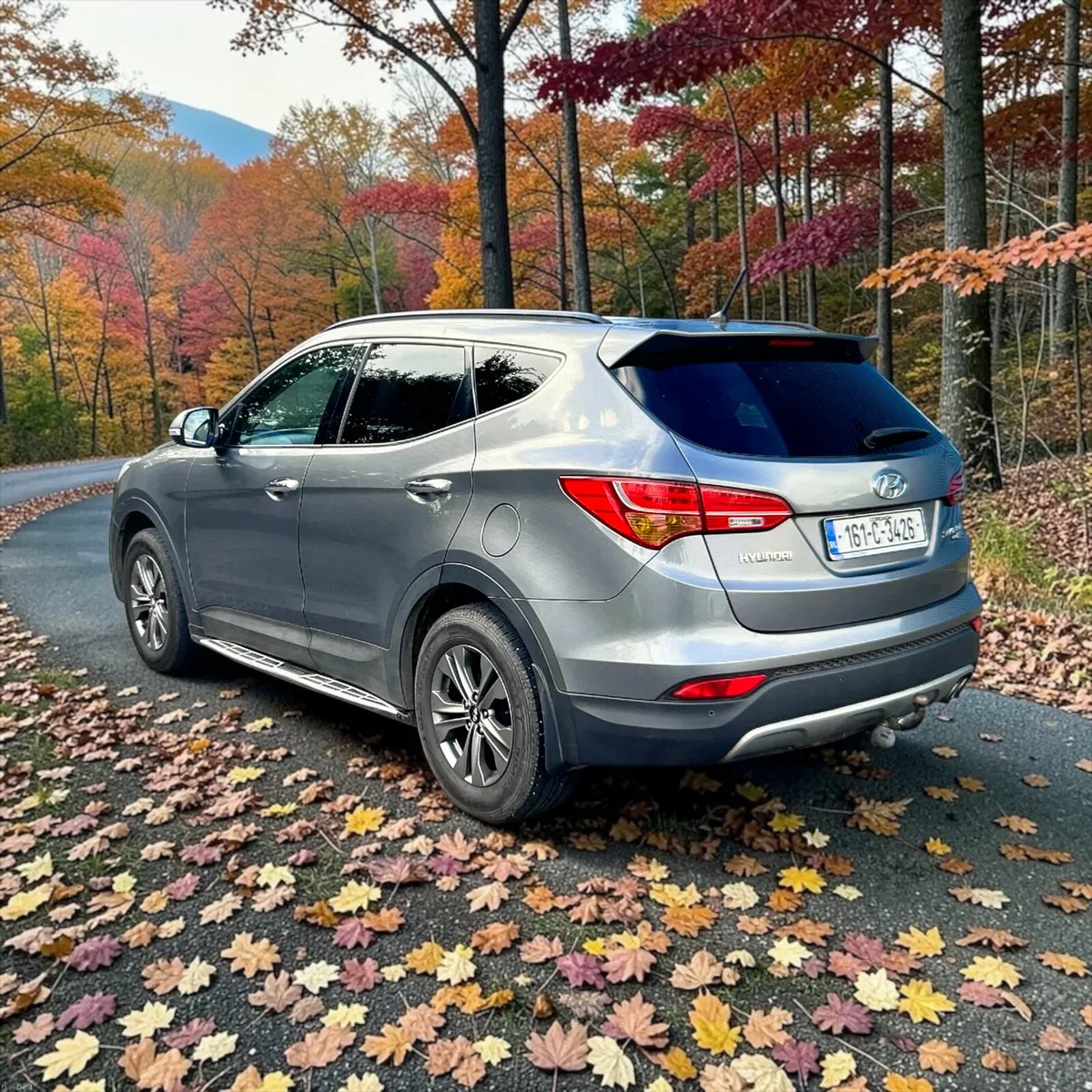 2016 Hyundai Santa Fe 2.2 CRDi 4WD Exec Leather - Image 4