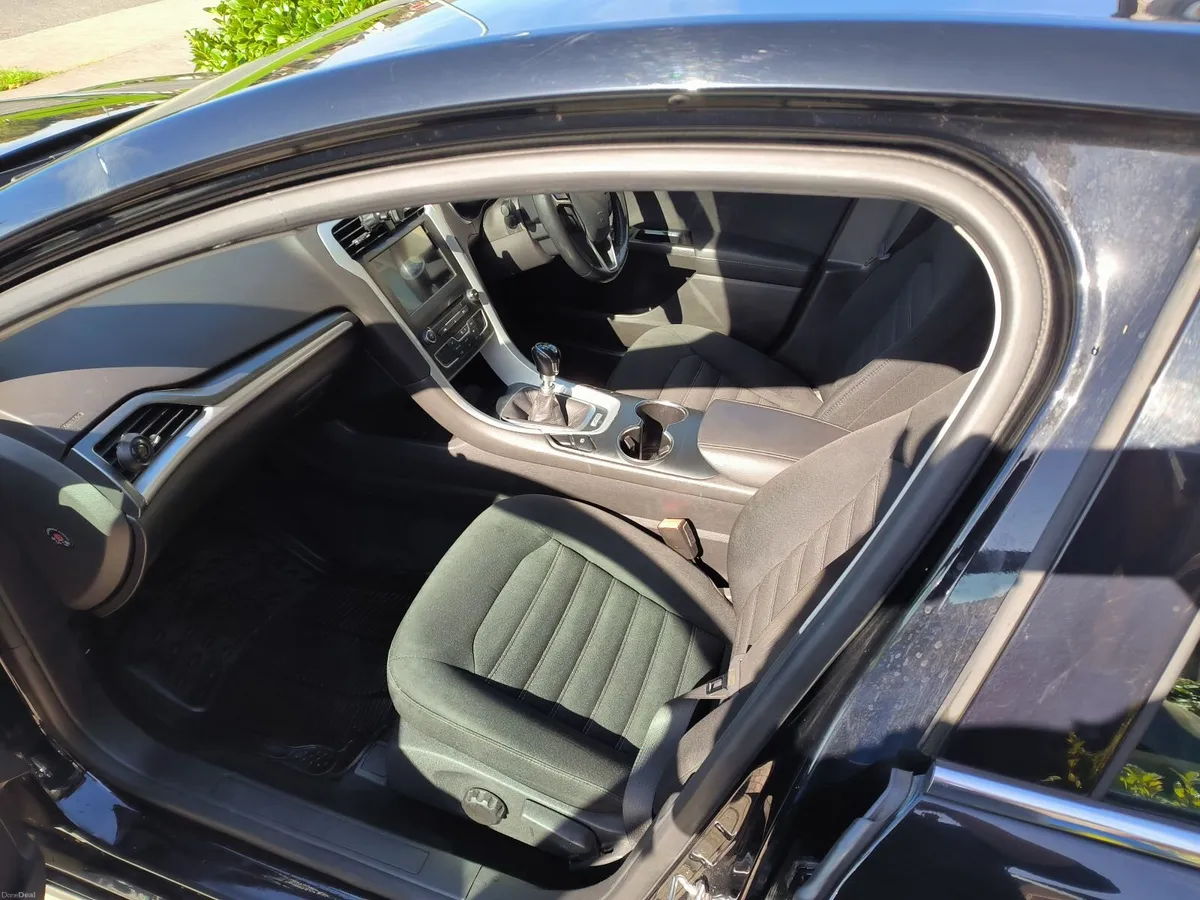 Ford Mondeo 2.0 TDCi Zetec –125k km - 09/27 NCT - Image 4