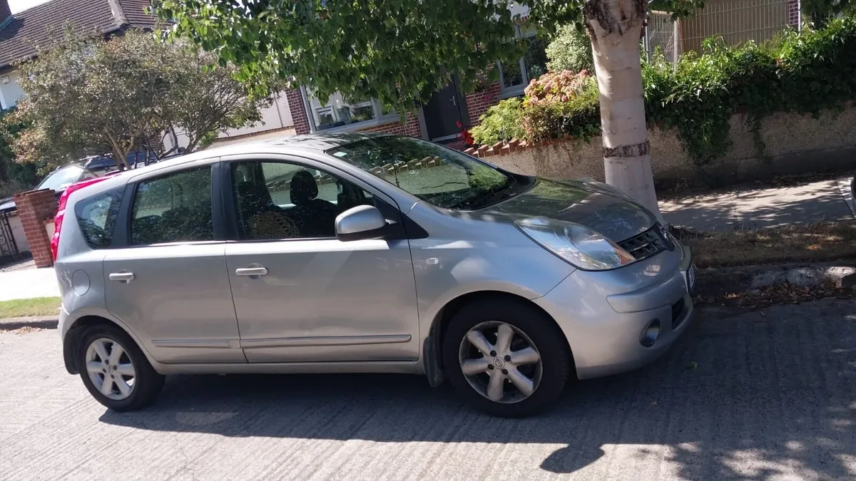 Nissan Note 2010 - Image 1
