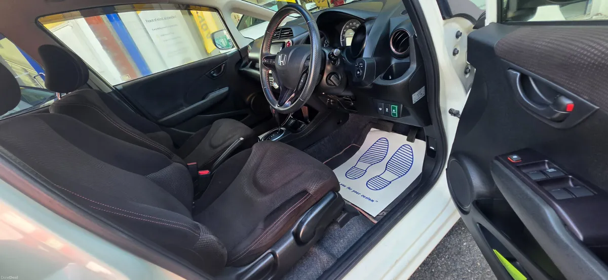 Honda Fit 2013 - Image 5