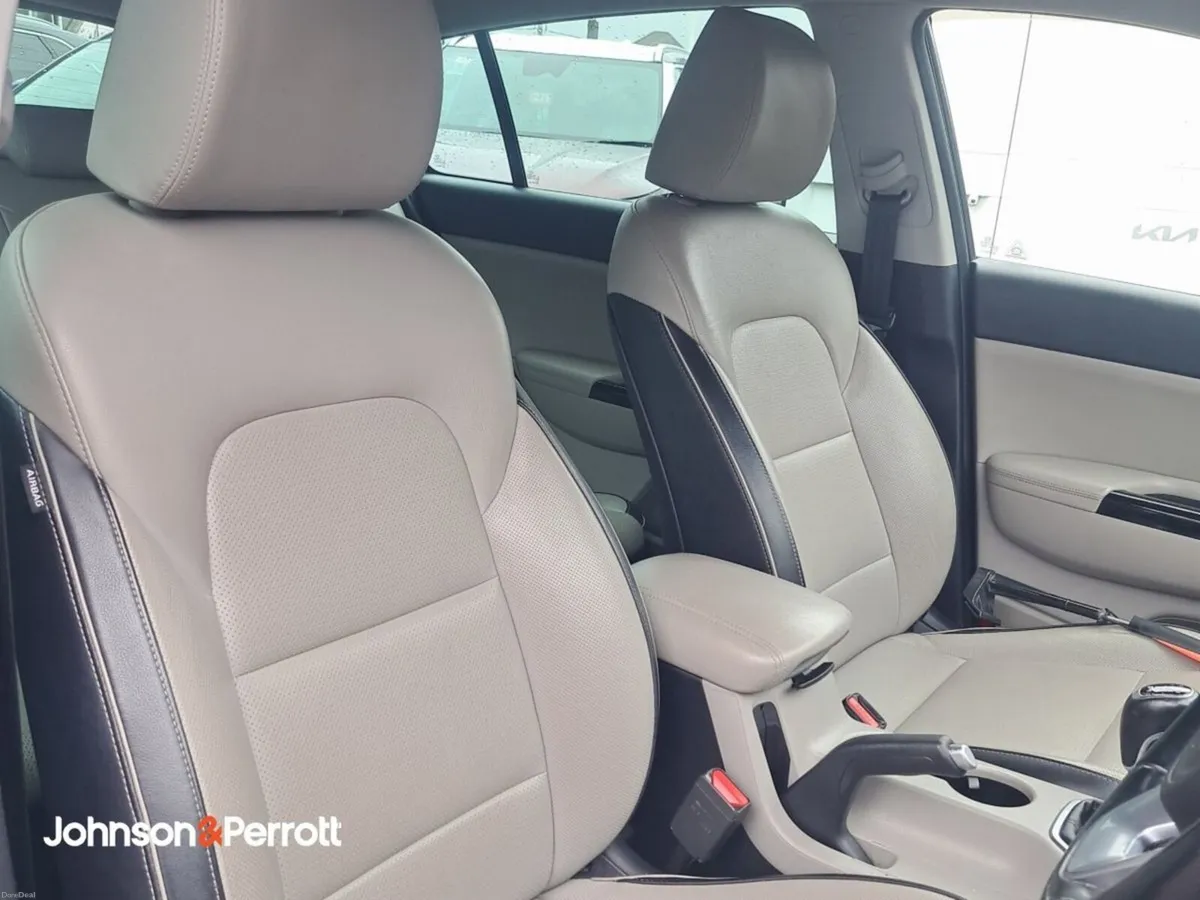 Kia Sportage 1.6 CRDI MILD HYBRID K3 - Image 3
