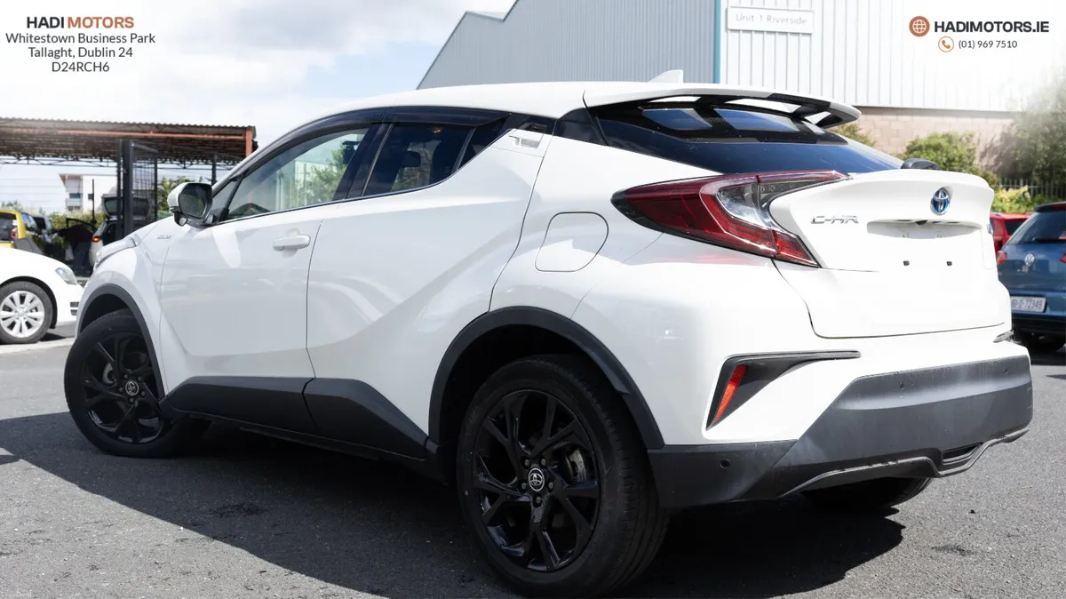 TOYOTA C-HR 1.8 HYBRID 2019 WHITE - 50,270KM - Image 6