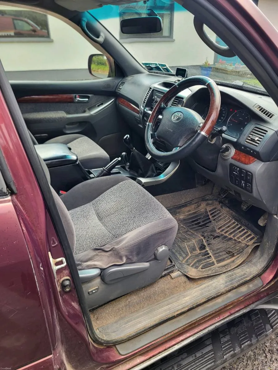 Toyota Landcruiser - Image 5