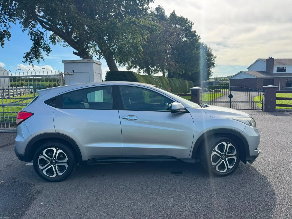 Honda HR-V ES 2019 - Image 3
