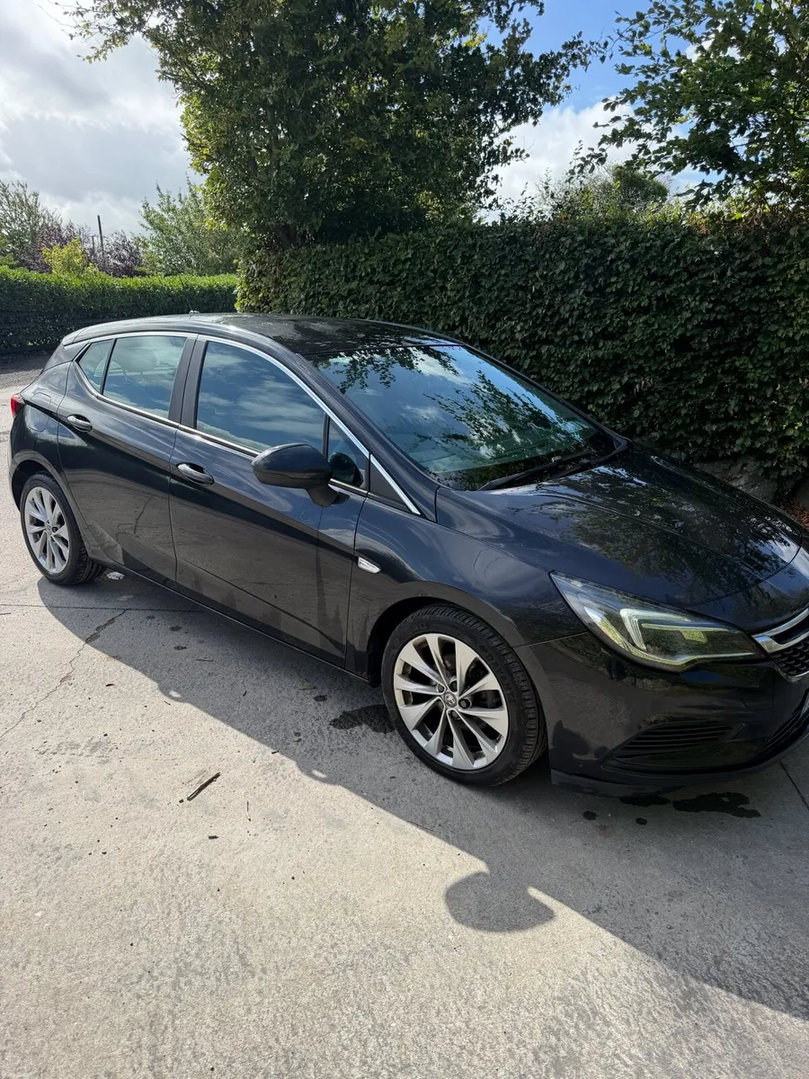 Opel Astra - Image 1