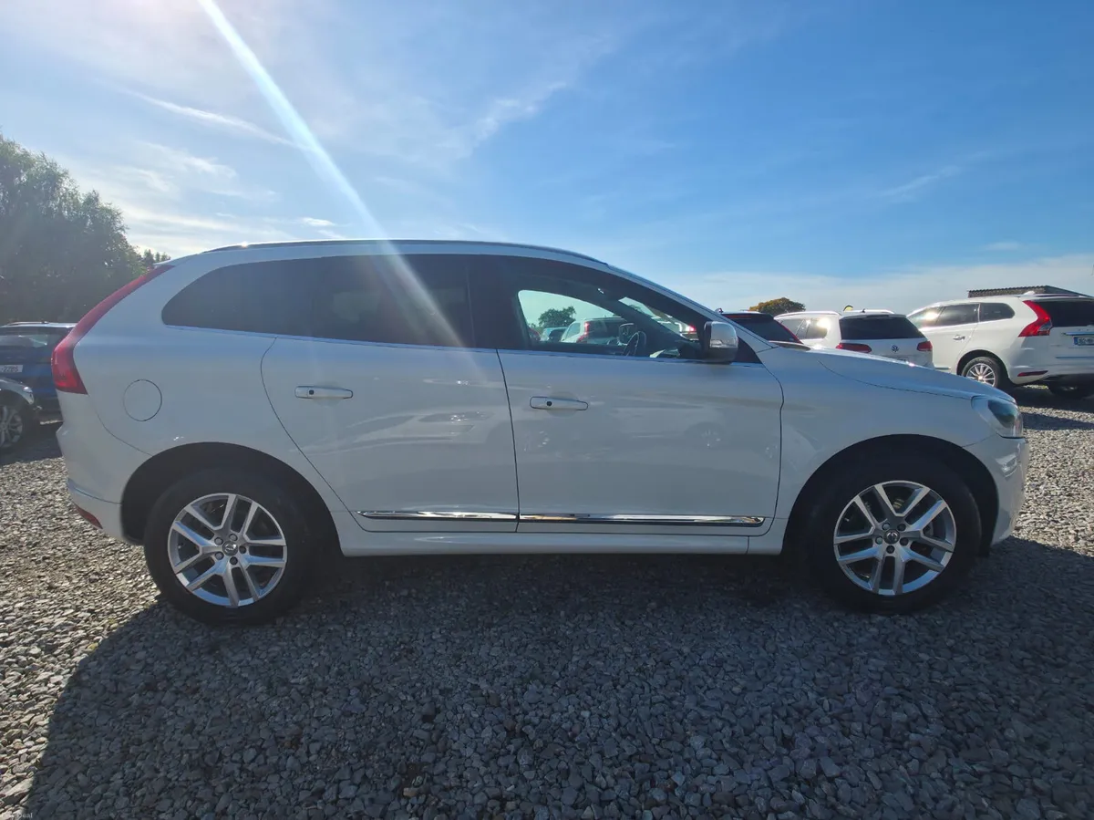 Volvo XC60 2017 D4 - Image 6