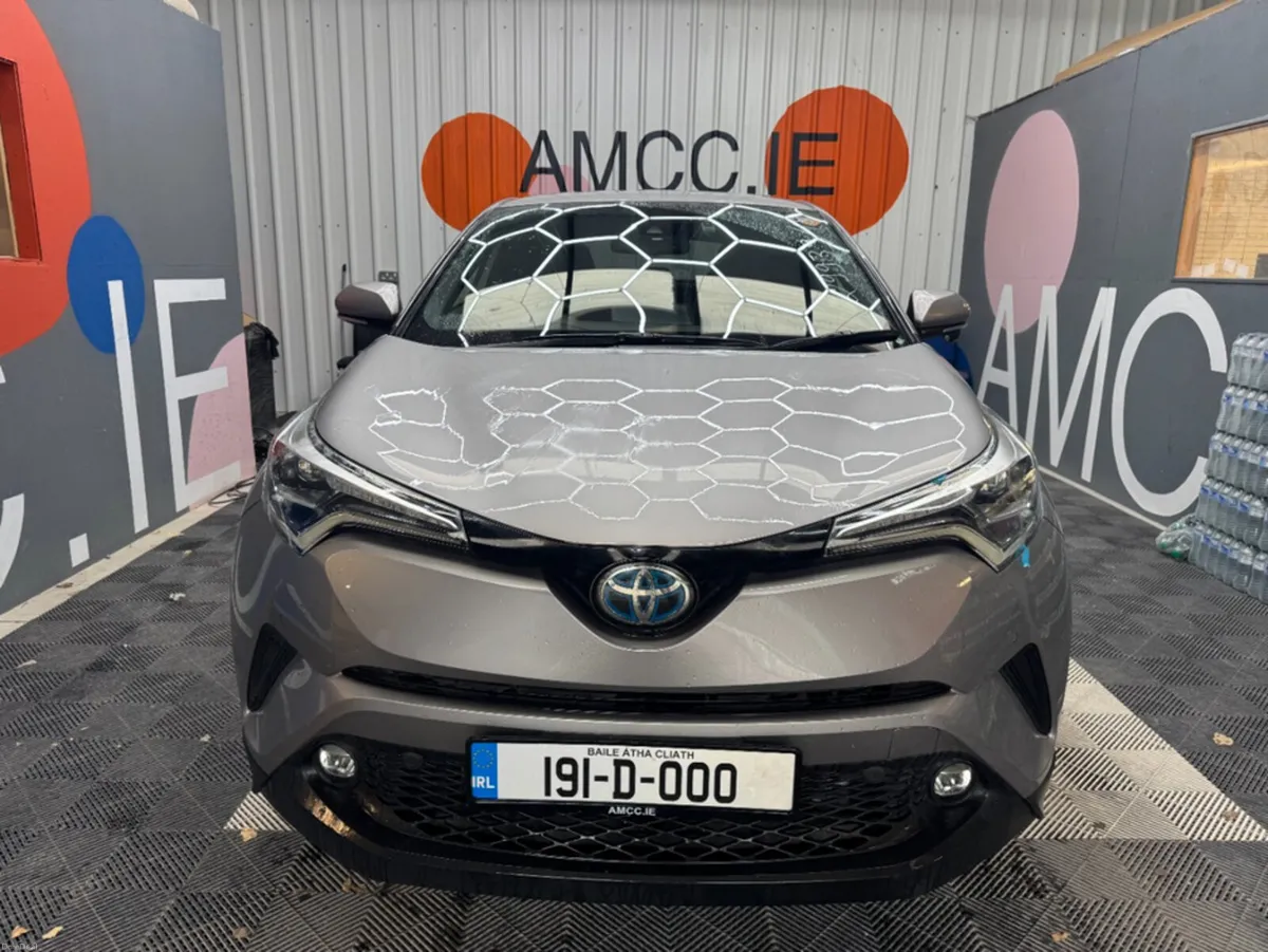 Toyota C-HR 2019 TOYOTA C-HR G HYBRID 1.8 AUTOMATI - Image 2