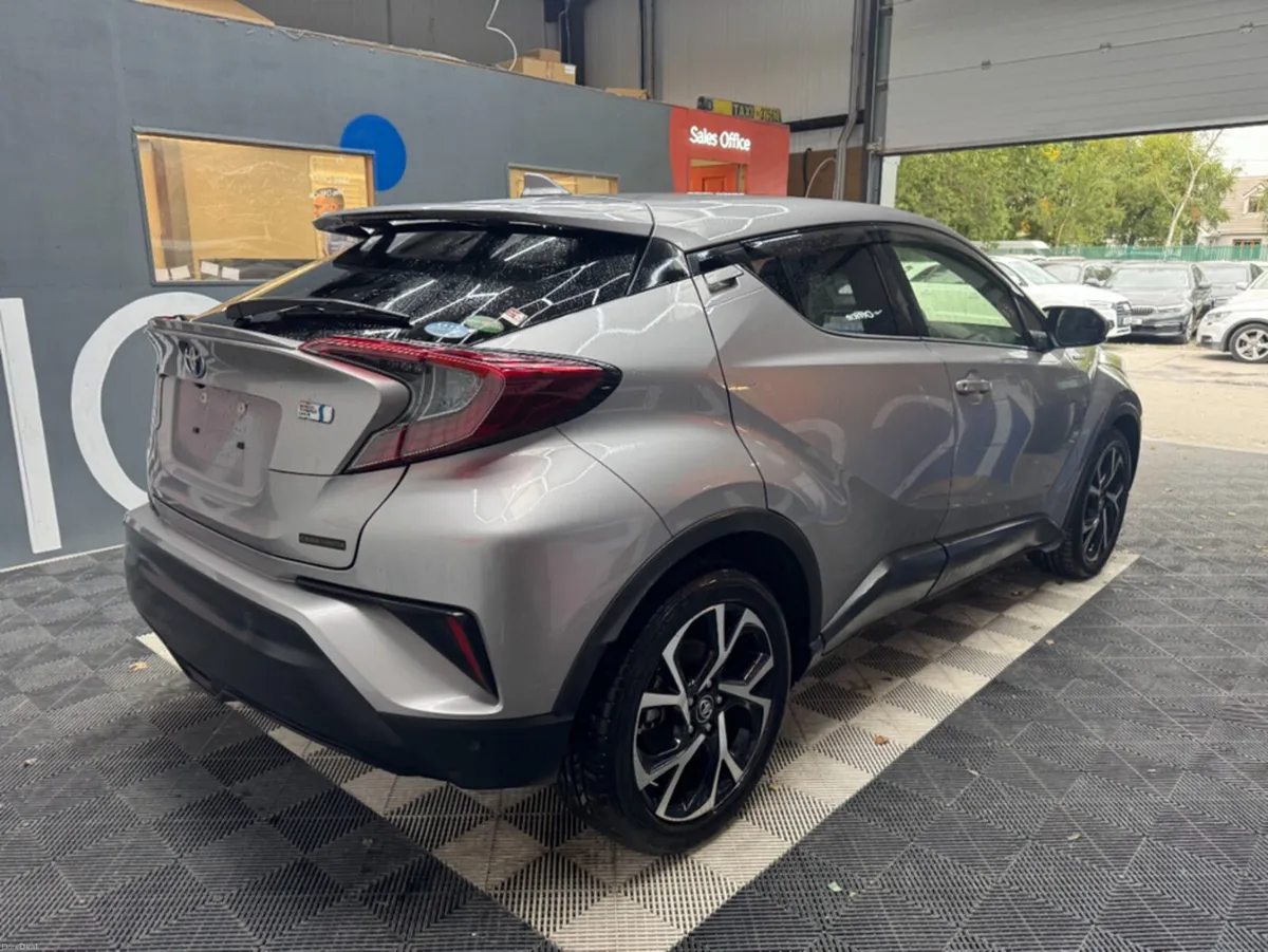 Toyota C-HR 2019 TOYOTA C-HR G HYBRID 1.8 AUTOMATI - Image 3