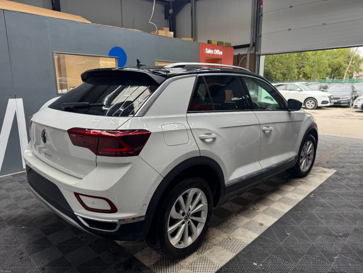 Volkswagen T-Roc 2024 VOLKSWAGEN T-ROC TDI STYLE - Image 3
