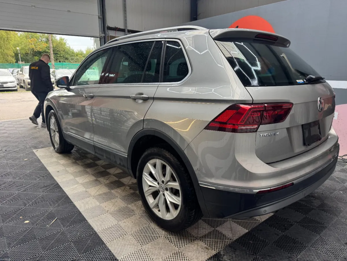 Volkswagen Tiguan 2019 VOLKSWAGEN TIGUAN 4WD TDI 4 - Image 5