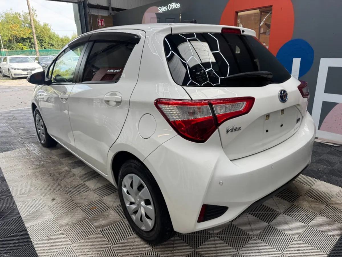 Toyota Vitz 2019 TOYOTA VITZ HYBRID F 1.5 AUTOMATI - Image 5