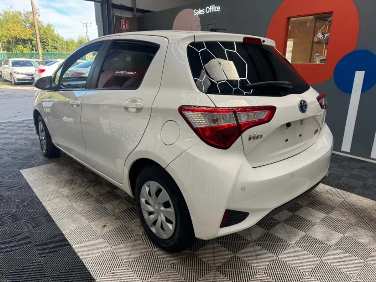 Toyota Vitz 2019 TOYOTA VITZ HYBRID F 1.5 AUTOMATI - Image 5
