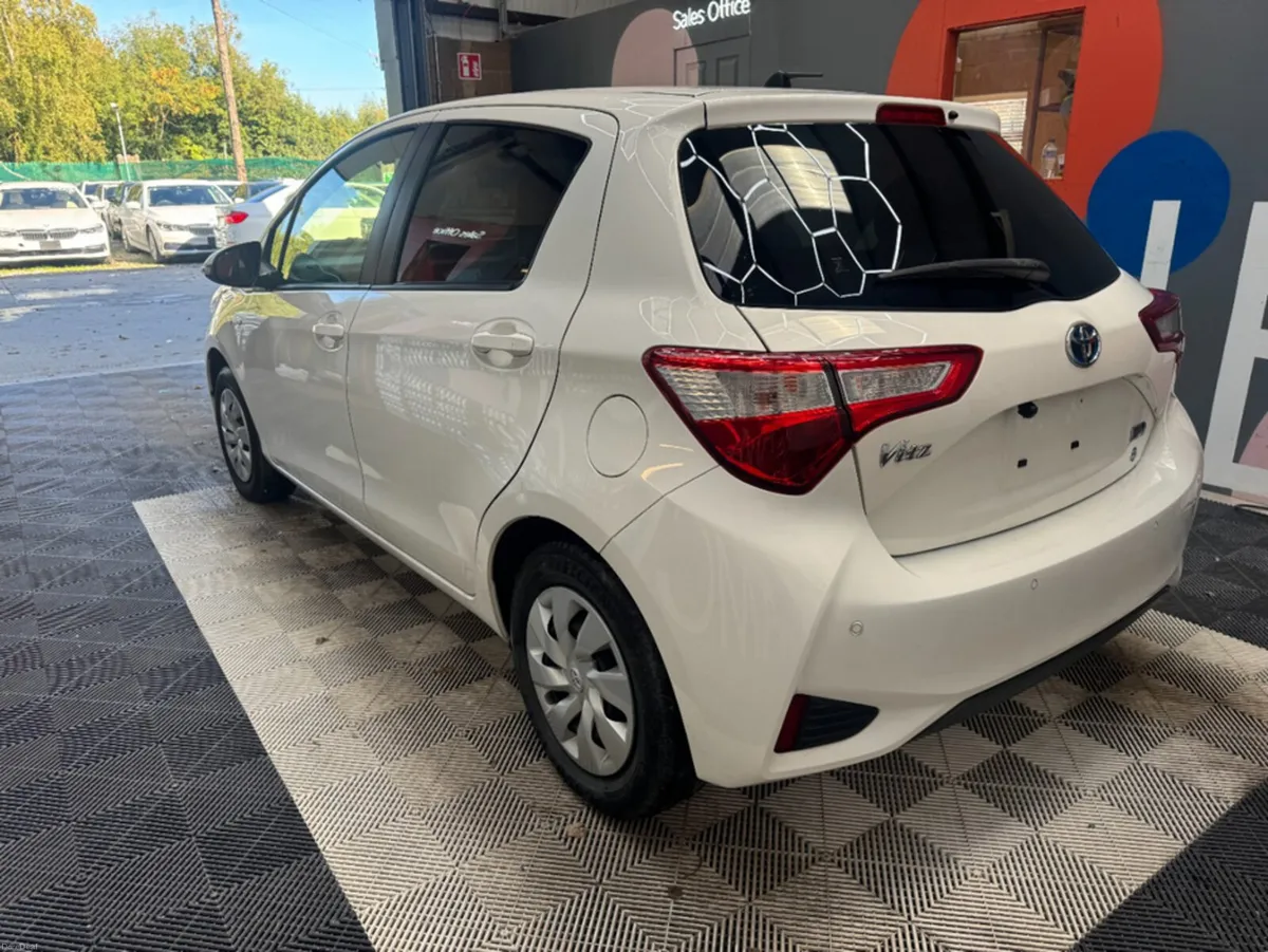 Toyota Vitz 2019 TOYOTA VITZ HYBRID F 1.5 AUTOMATI - Image 5