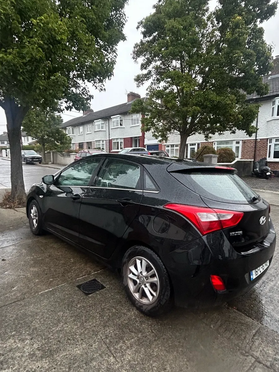 Hyundai i30 - Image 2
