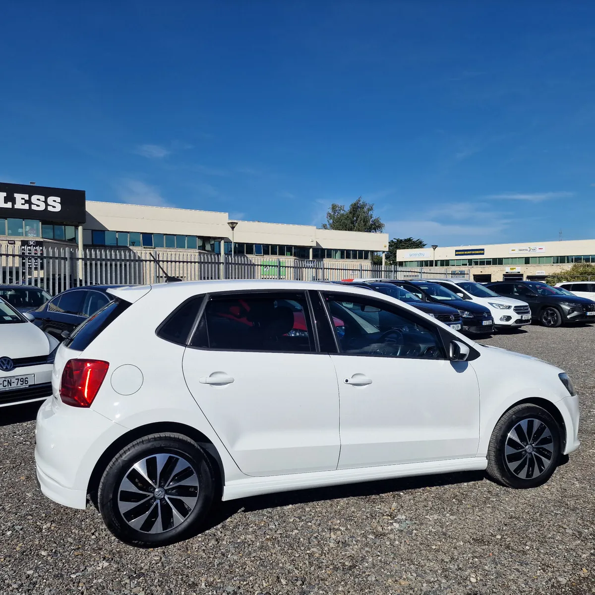 Volkswagen Polo 2016 New Nct 06/28 - Image 4
