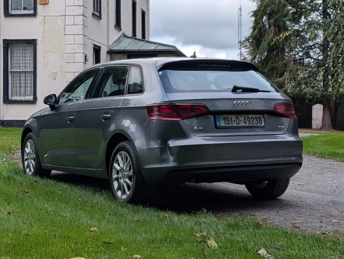 2015 AUDI A3 1.6 TDI SE 110PS 5DR - Image 4