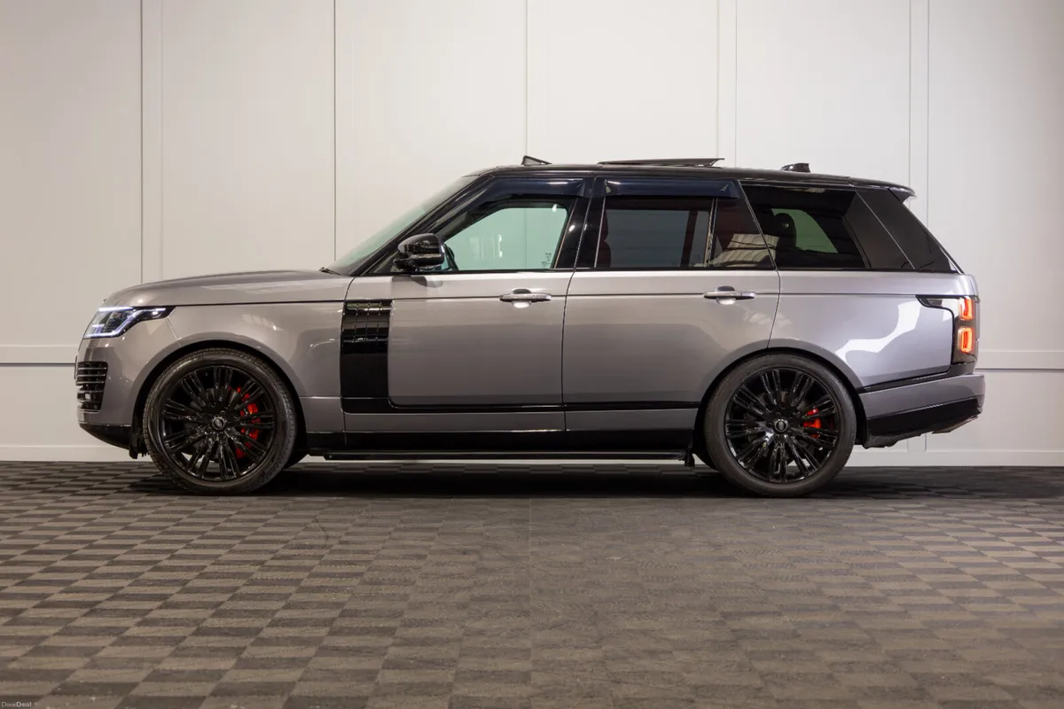 2021 Range Rover Westminster Black P400e - Image 3