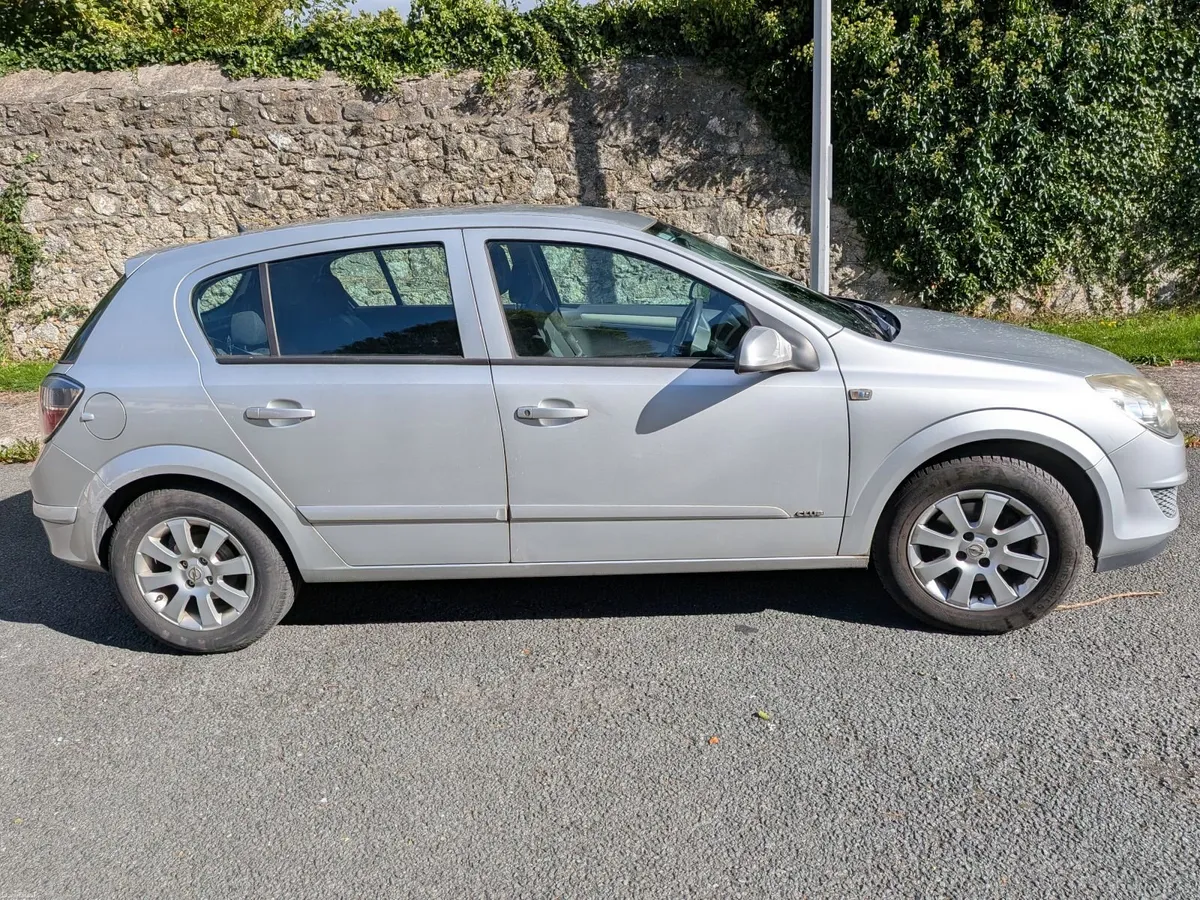 Opel Astra 2009 1.4 Petrol - Image 1
