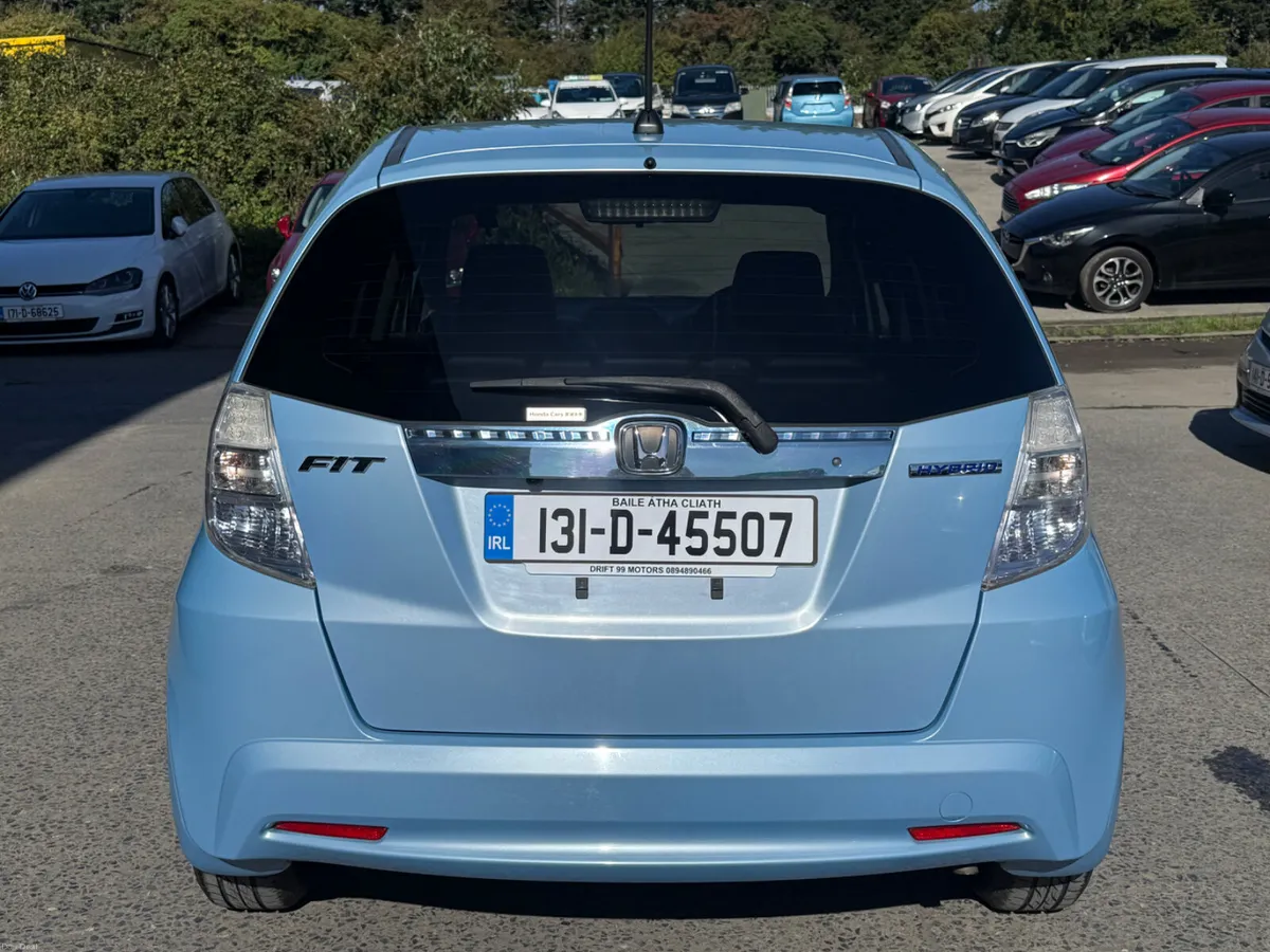 2013 Honda Fit Hybrid Automatic - Image 4