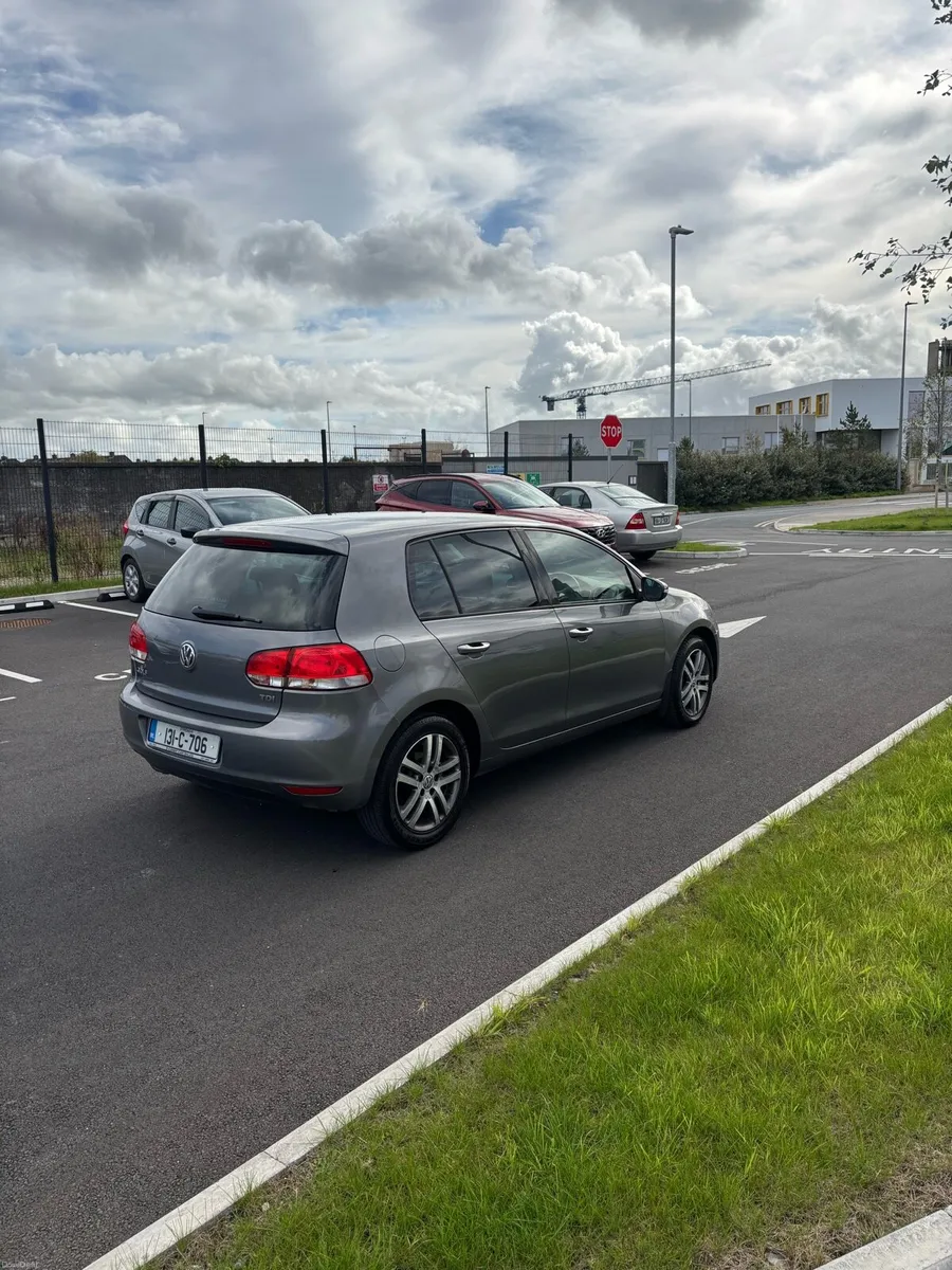 2013 Volkswagen Golf NEW NCT - Image 2