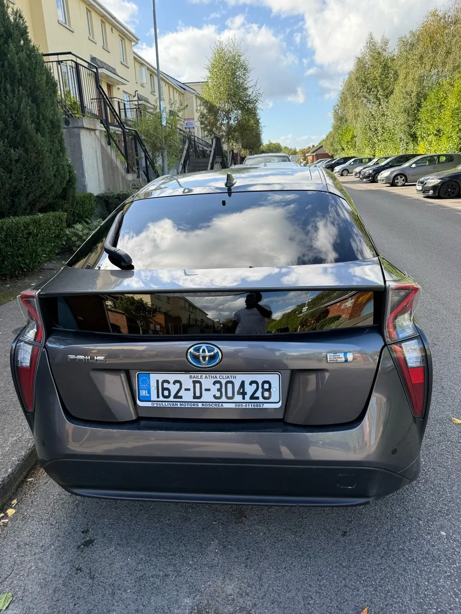 Toyota Prius Hybrid 2016 with 2 years NCT €7500 - Image 3