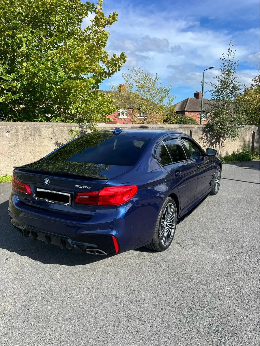 2019 BMW 530E M-Sport - Image 4
