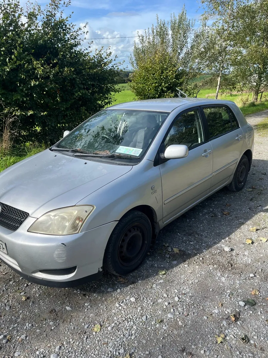 Toyota Corolla - Image 2