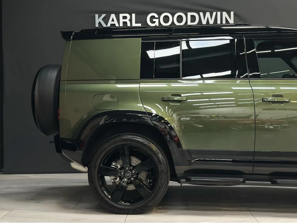 LAND ROVER DEFENDER 110 HARDTOP 3 SEATER - Image 6