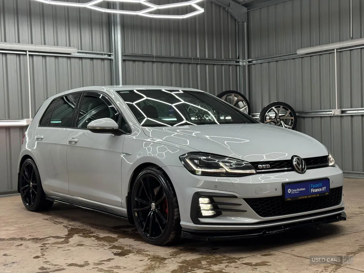 Volkswagen Golf 2017 - PRICE ON IRISH PLATES - Image 1