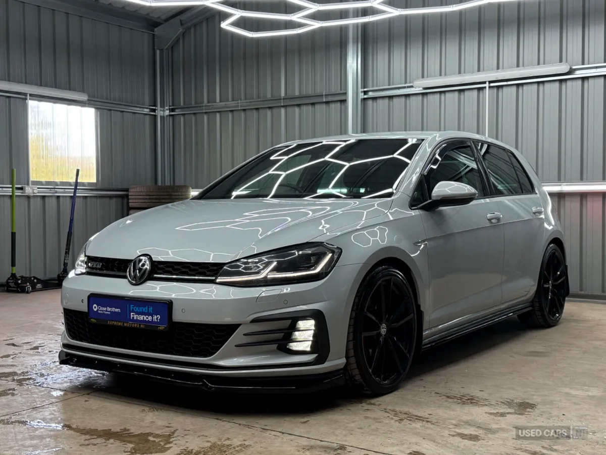 Volkswagen Golf 2017 - PRICE ON IRISH PLATES - Image 3