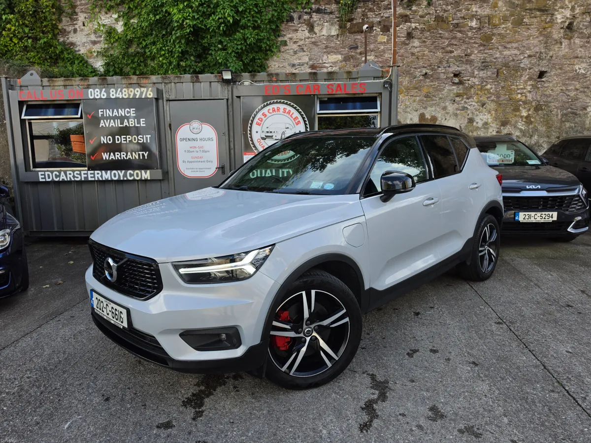 Volvo XC40 T5 R-Design Recharge 262 Bhp 2020 (202) - Image 4