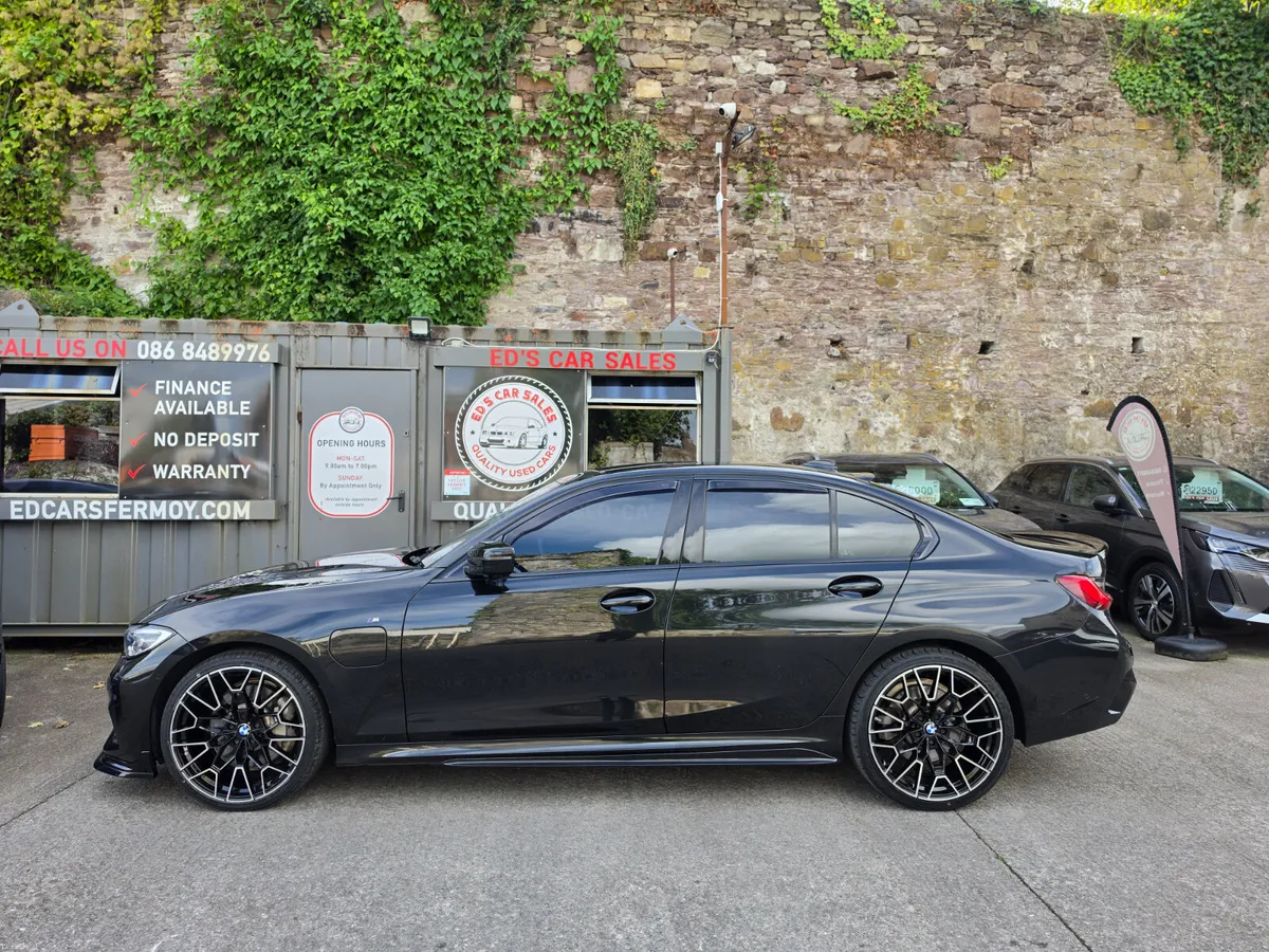BMW 330e M-Sport Auto 2.0 Petrol Plug In Hybrid - Image 6