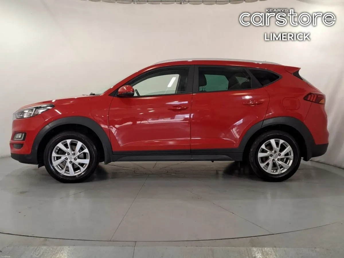 Hyundai Tucson 2WD Executive Petrol - Image 6