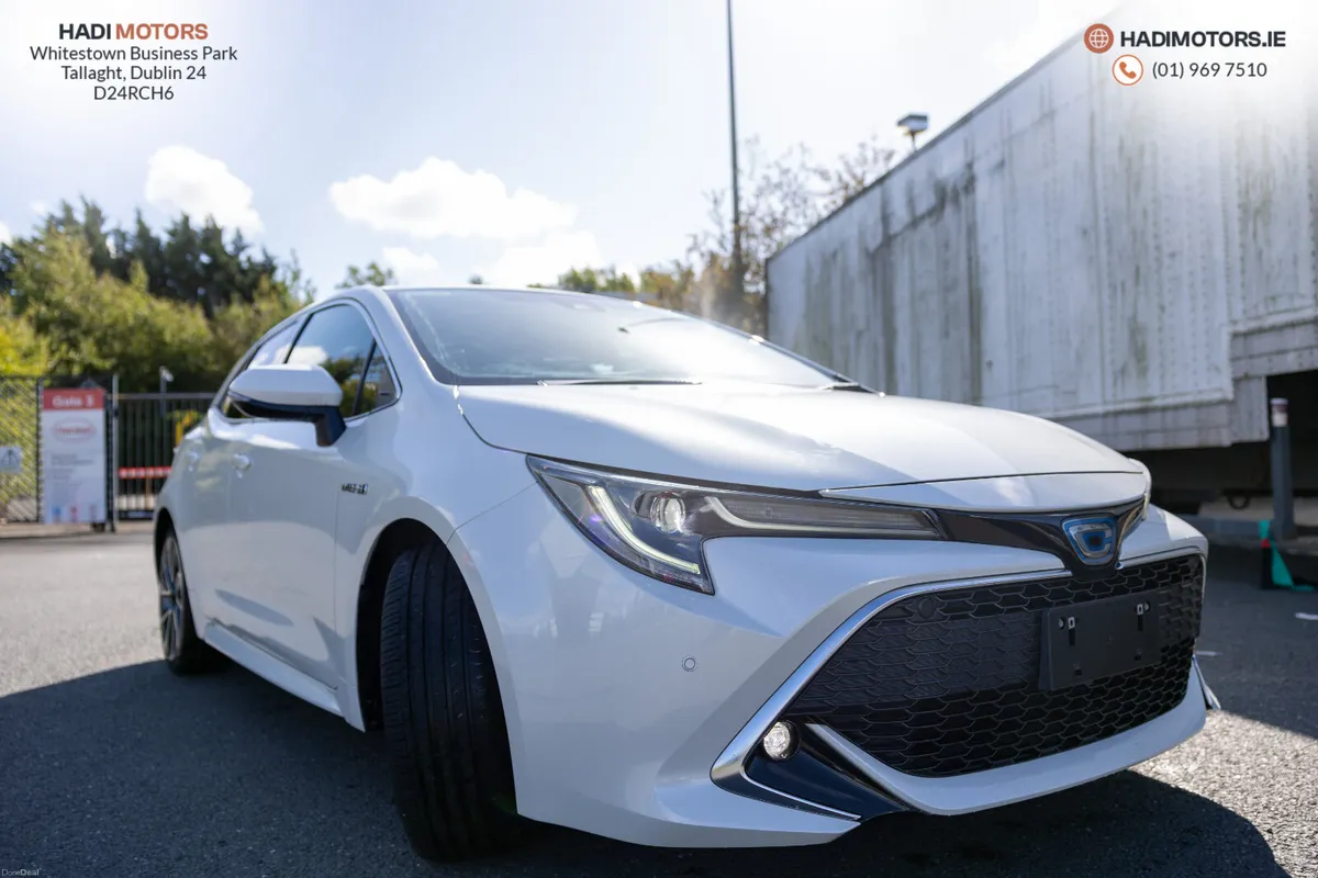 TOYOTA COROLLA SPORT HYBRID 2018 PEARL 108,768KM - Image 2