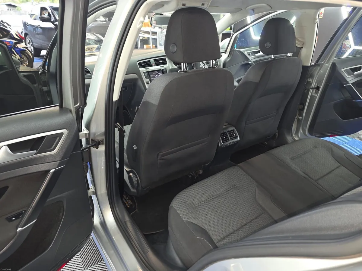2015 vw golf - Image 4