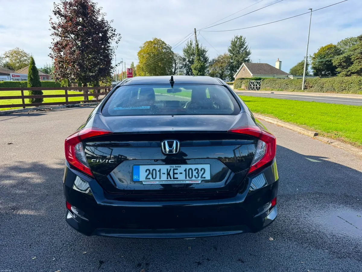 Honda Civic Premium 2020 - Image 4