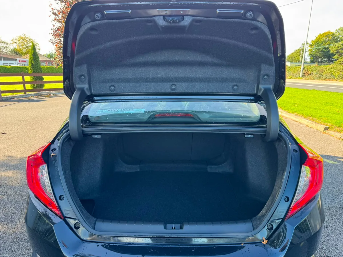 Honda Civic Premium 2020 - Image 5
