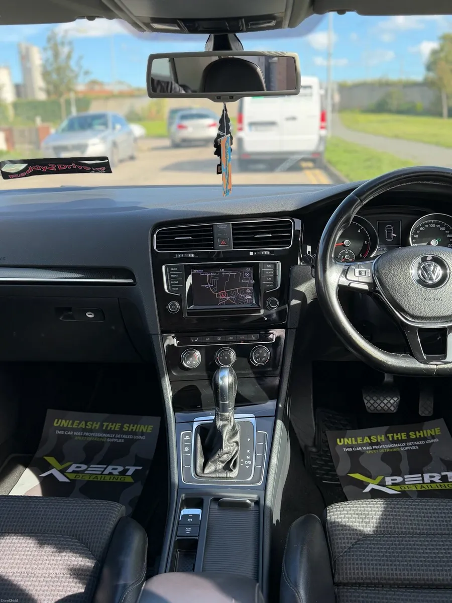 Volkswagen Golf - Image 6