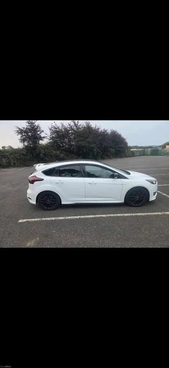 Ford focus St line 1.5 tdci (NCT March 2028) - Image 6