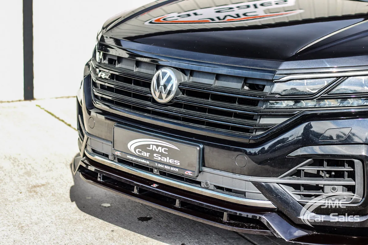2020 VOLKSWAGEN TOURAG R-LINE 3.0L V6 - Image 5